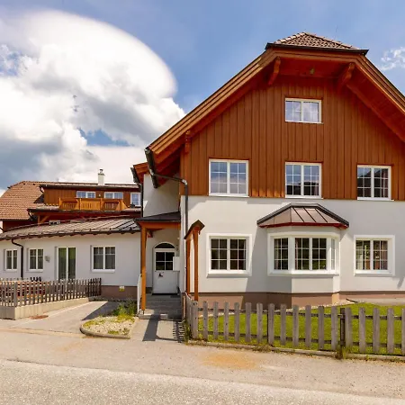 Lägenhet 8 By Interhome Sankt Margarethen im Lungau